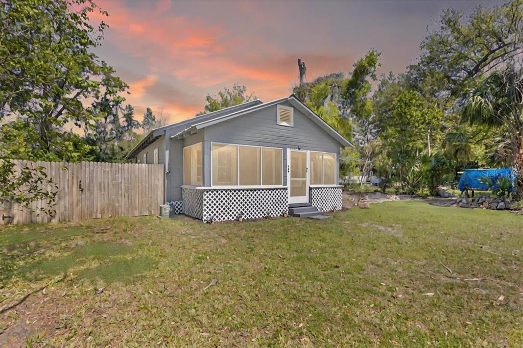 Picture of 709 NE 2Nd Avenue, Trenton, FL 32693