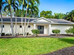 Picture of 606 Owl Way, Sarasota, FL 34236