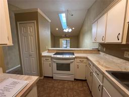 Picture of 5024 SE 109Th Street, Belleview, FL 34420
