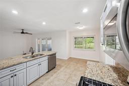 Picture of 1308 W Perdiz Street, Tampa, FL 33612