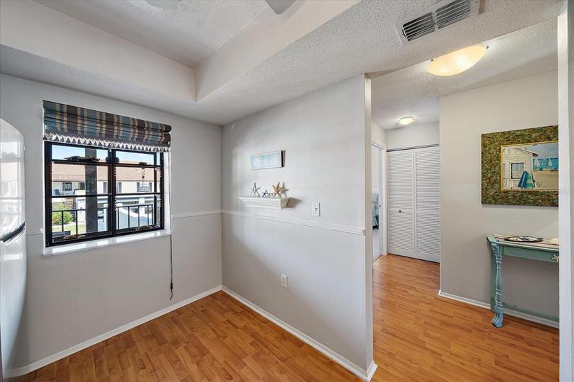 Picture of 764 Avenida Estancia Unit 212, Venice FL 34292