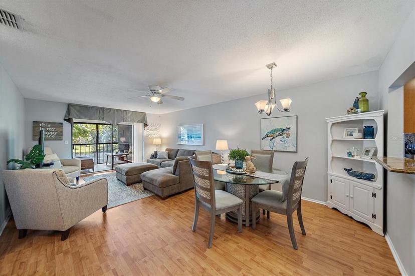 Picture of 764 Avenida Estancia Unit 212, Venice FL 34292