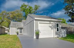 Picture of 152 Chelsea Court, Dunedin, FL 34698