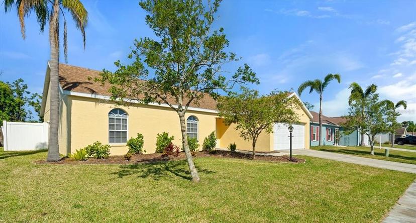 Picture of 3413 5Th Drive W, Palmetto FL 34221