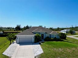 Picture of 818 NE 38Th Street, Cape Coral, FL 33909