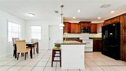 Picture of 1204 25Th Avenue W, Palmetto, FL 34221