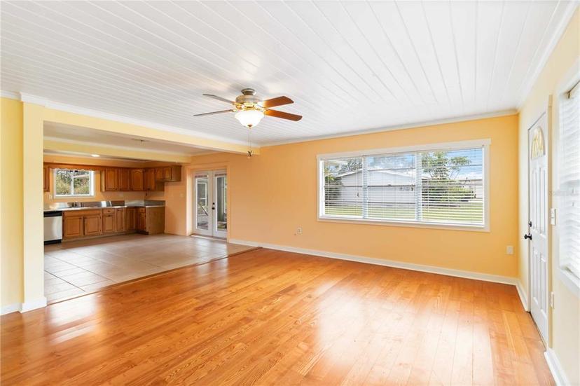 Picture of 212 Gulf Avenue, Nokomis FL 34275