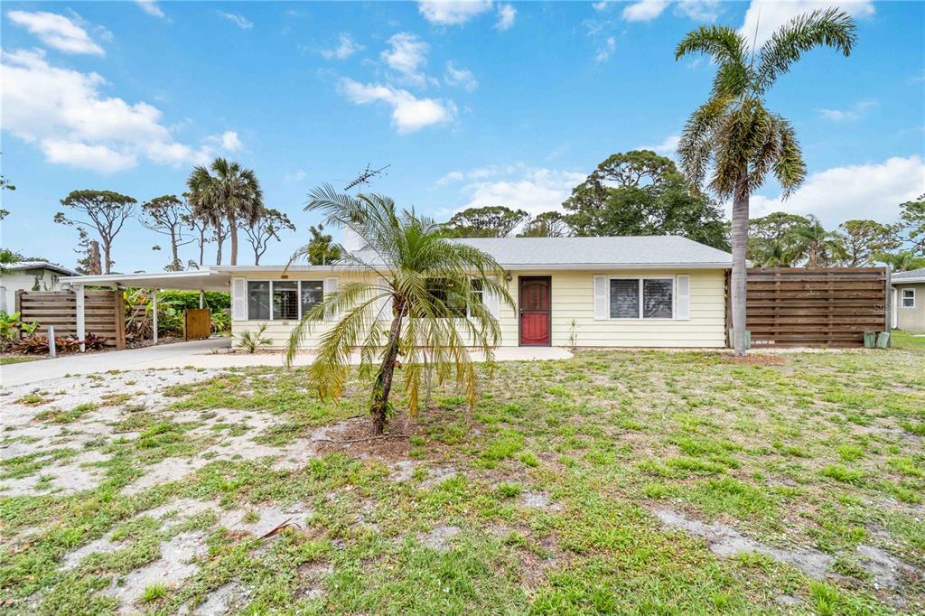 Picture of 217 Palm Avenue E, Nokomis, FL 34275