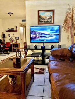Picture of 1257 Drew Street Unit 8, Clearwater, FL 33755