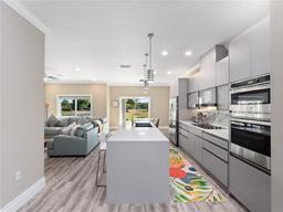 Picture of 1887 Brentwood Court, Davenport, FL 33837