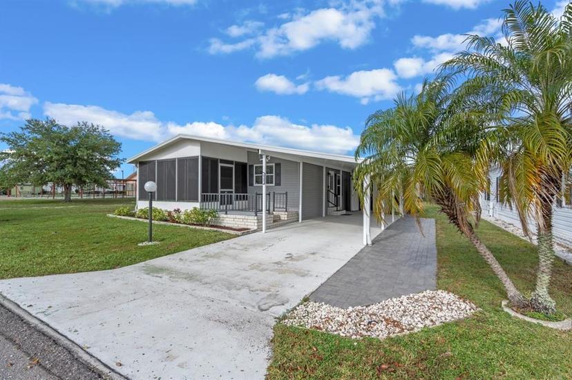Picture of 6757 Kensington Drive Ne, Winter Haven FL 33881