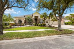 Picture of 376 Fairway Pointe Circle, Orlando, FL 32828