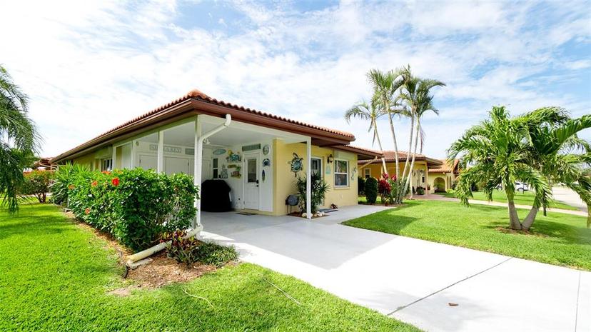 Picture of 3112 Cambridge Avenue Unit 6, Bradenton FL 34207