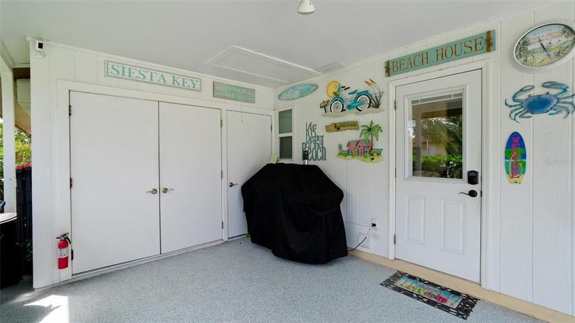 Picture of 3112 Cambridge Avenue Unit 6, Bradenton FL 34207