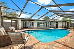 Picture of 8085 Quinn Court, Seminole, FL 33777