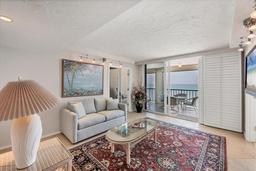 Picture of 4401 Gulf Of Mexico Drive Unit 907, Longboat Key, FL 34228