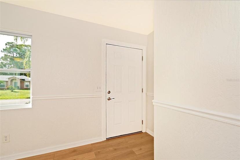 Picture of 437 Truvall Street Sw, Palm Bay FL 32908