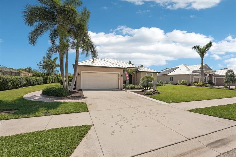 Picture of 19893 Cobblestone Circle, Venice FL 34292