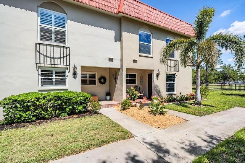 Picture of 2700 Bayshore Boulevard Unit 532, Dunedin FL 34698