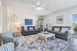 Picture of 2700 Bayshore Boulevard Unit 532, Dunedin, FL 34698