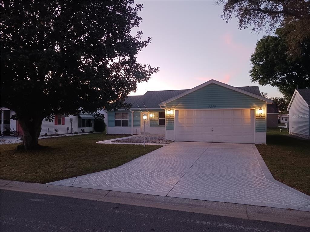 Picture of 1219 Santos Place, Lady Lake, FL 32159