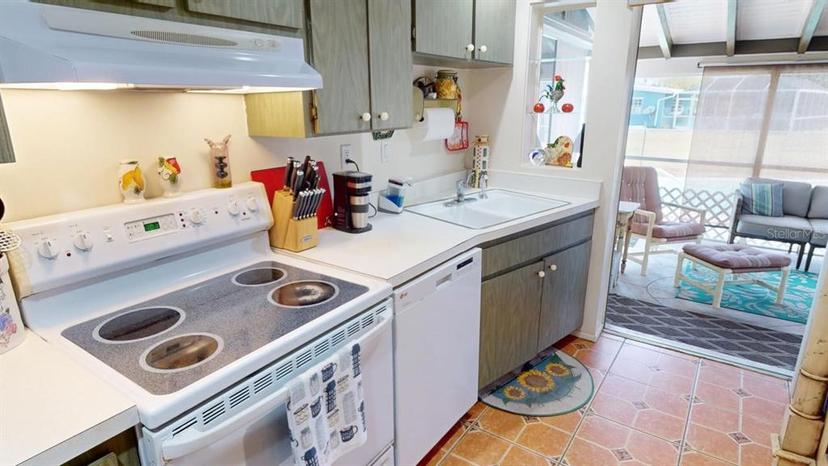 Picture of 474 Elm Avenue Nw, Port Charlotte FL 33952