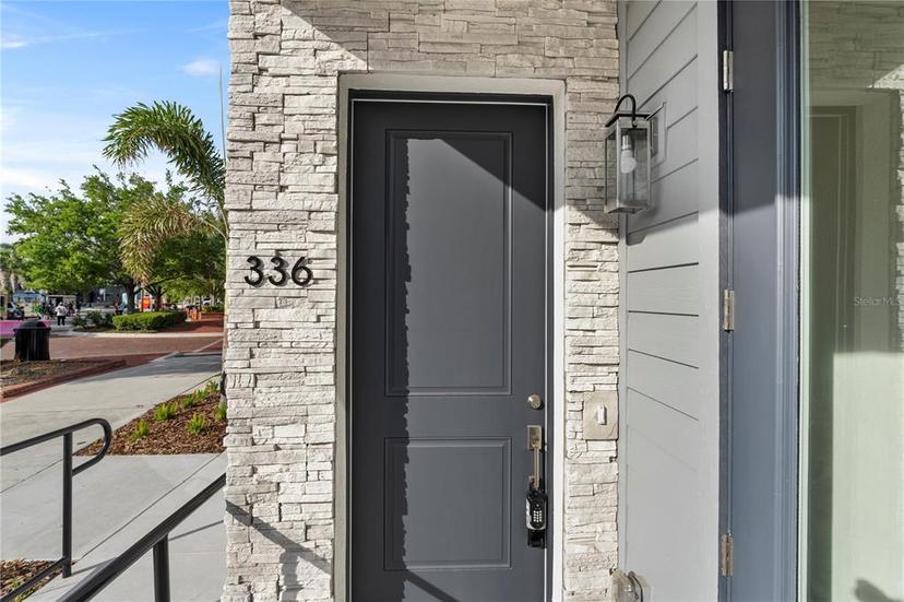 Picture of 336 Center Lake Lane Unit A-2, Oviedo FL 32765