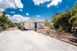 Picture of 7035 York Street, Englewood, FL 34224