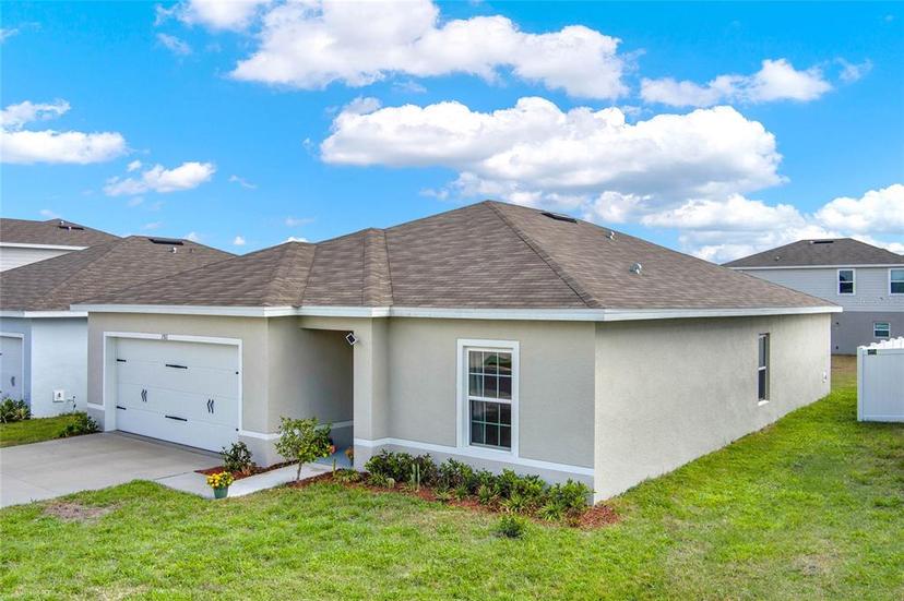Picture of 1511 Finnigan Circle, Haines City FL 33844
