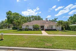 Picture of 307 Oleander Road, Belleair, FL 33756