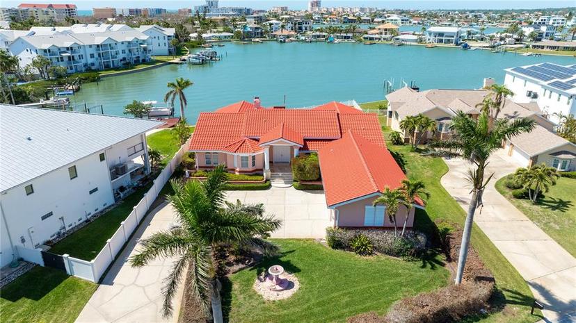 Picture of 320 Bath Club Blvd S, North Redington Beach FL 33708