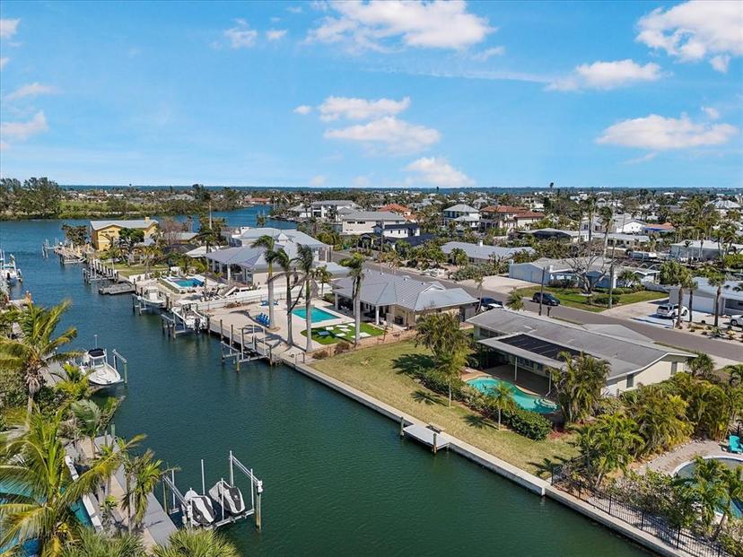 Picture of 516 71St Street, Holmes Beach FL 34217