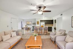 Picture of 490 N Pin Oak Place Unit 112, Longwood, FL 32779