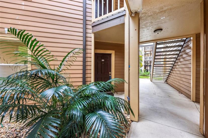 Picture of 490 N Pin Oak Place Unit 112, Longwood FL 32779