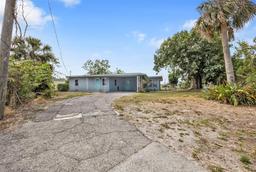 Picture of 103 Curtis Terrace Ne, Port Charlotte, FL 33952