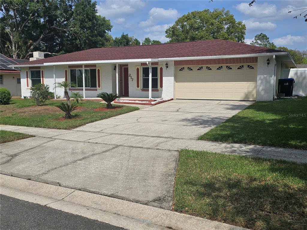 Picture of 217 Longleaf Court, Orlando, FL 32835