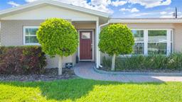 Picture of 8392 137Th Ln, Seminole, FL 33776