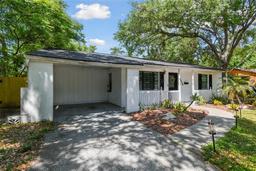 Picture of 4007 W Bay Villa Avenue, Tampa, FL 33611