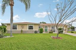 Picture of 6357 Spanish Main Drive, Apollo Beach, FL 33572