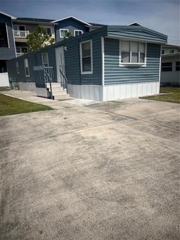Picture of 6720 Park Boulevard N Unit 77, Pinellas Park, FL 33781