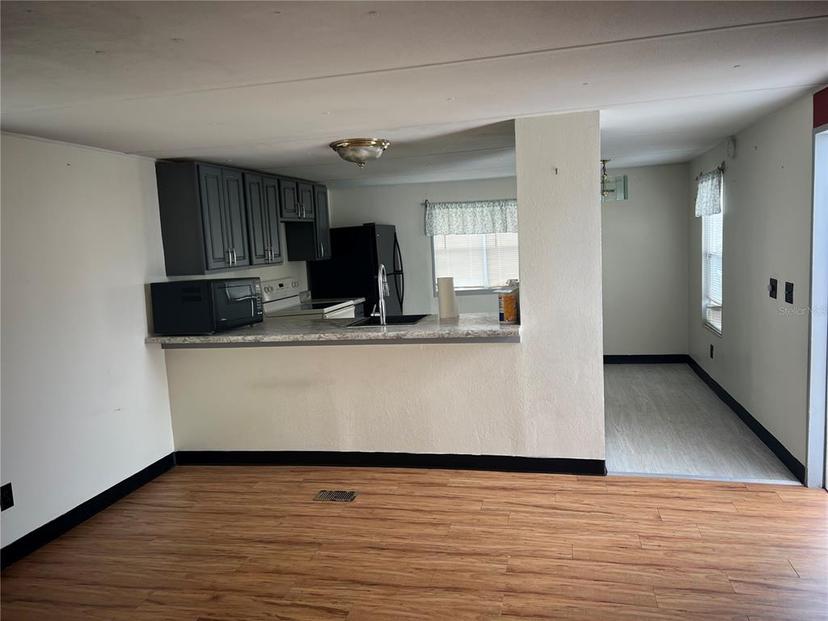 Picture of 6720 Park Boulevard N Unit 77, Pinellas Park FL 33781