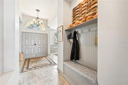 Picture of 2517 Yukon Cliff Drive, Ruskin, FL 33570