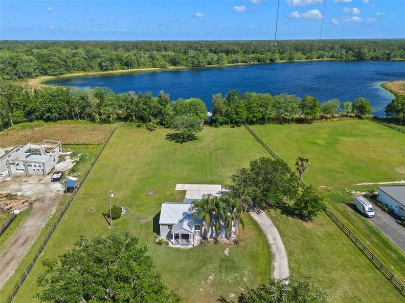 Picture of 18618 Lake Pickett Road, Orlando FL 32820