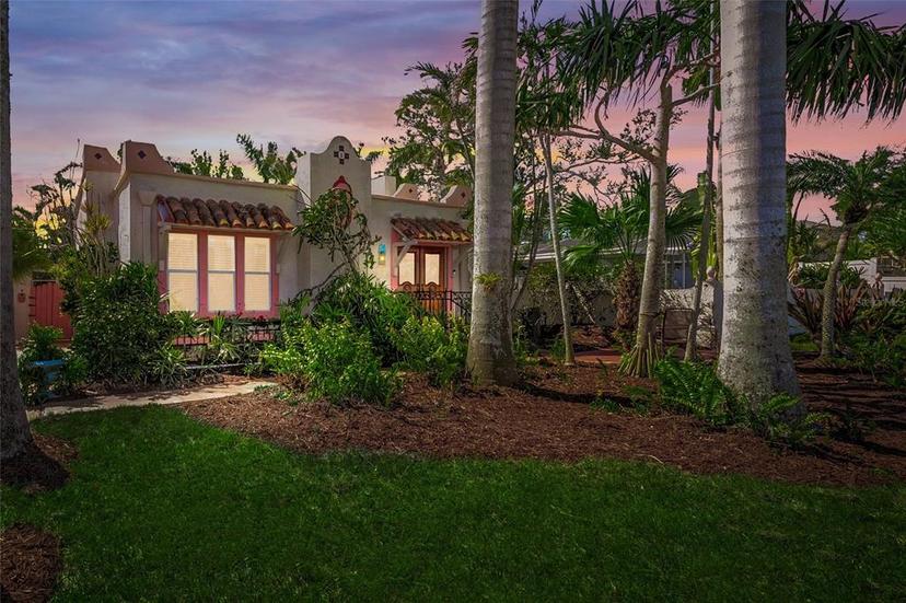 Picture of 107 Nippino Trail W, Nokomis FL 34275