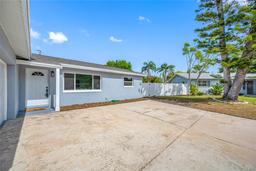 Picture of 8409 Lantana Drive, Seminole, FL 33777