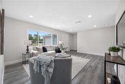 Picture of 8409 Lantana Drive, Seminole, FL 33777