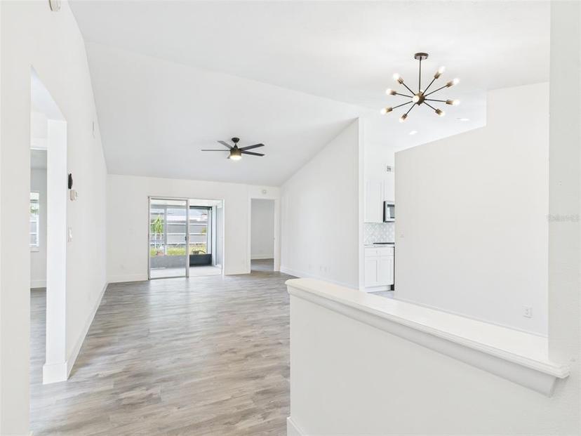 Picture of 1814 Tarah Trace Drive, Brandon FL 33510