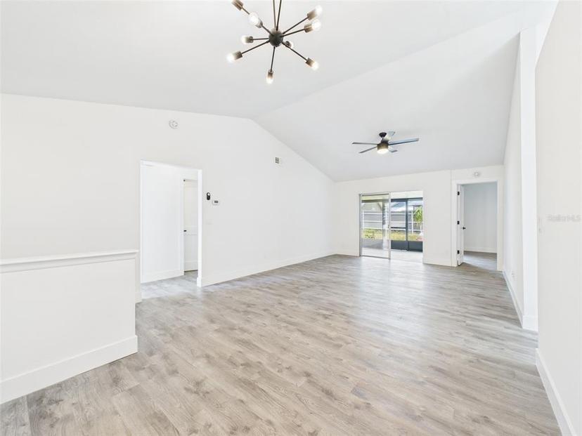 Picture of 1814 Tarah Trace Drive, Brandon FL 33510
