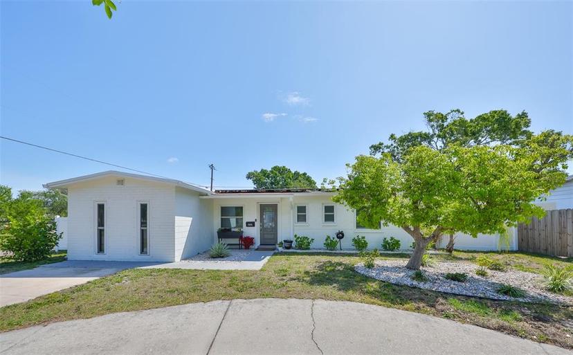 Picture of 7491 Cedar Street Ne, St Petersburg FL 33702