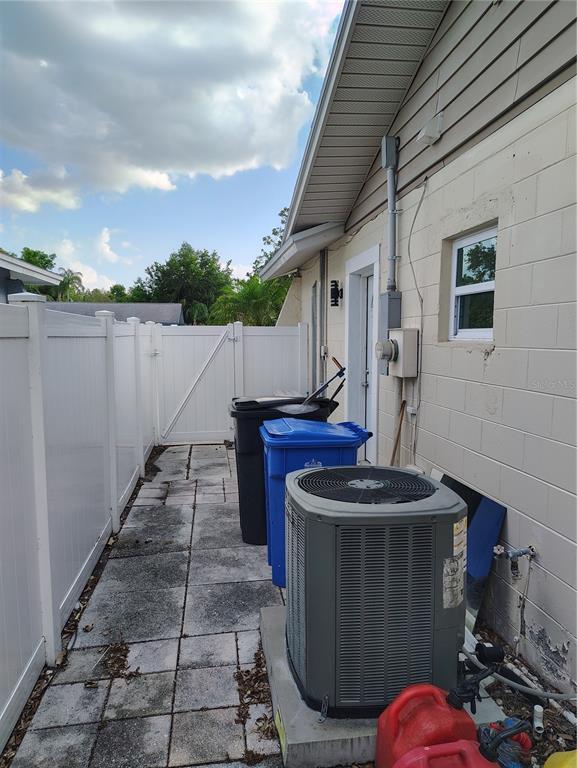 Picture of 14529 Knoll Ridge Drive, Tampa FL 33625